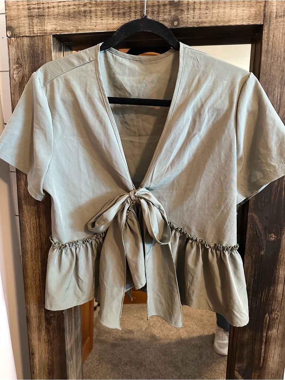 Emery Rose Sage Green Tie Front Peplum Top Large Cottagecore Babydoll Feminine